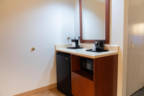 La Quinta by Wyndham Bannockburn-Deerfield image 20
